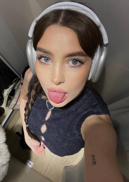 Live porno stream64